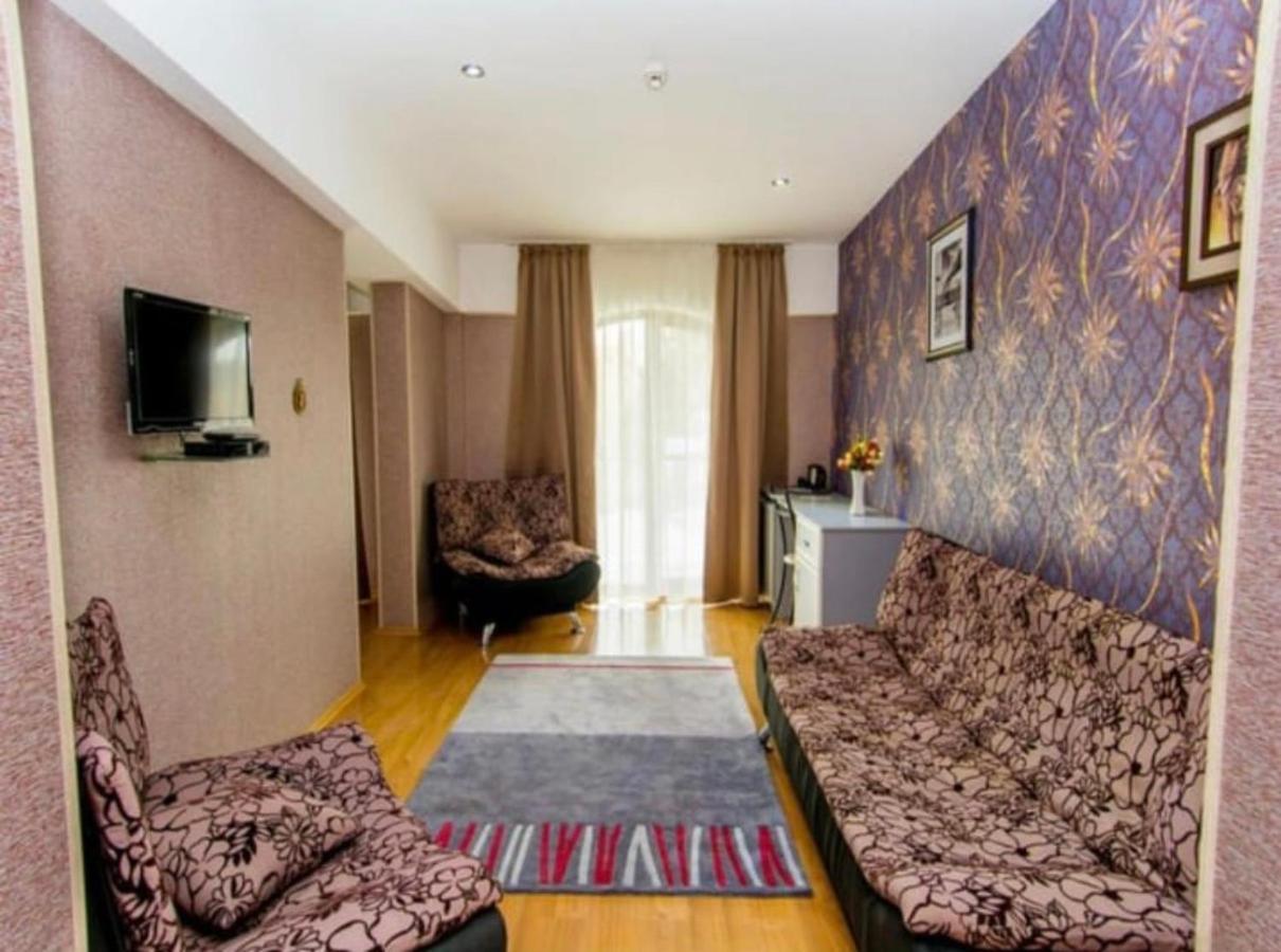 - Granada - Boutique Hotel - Tbilisi - Esterno foto