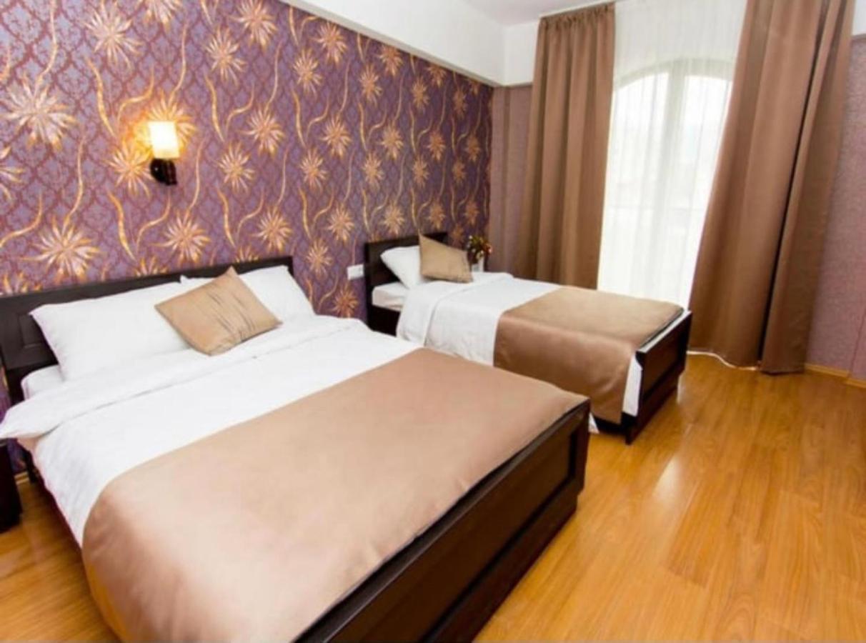 - Granada - Boutique Hotel - Tbilisi - Esterno foto